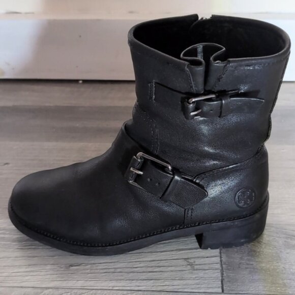 Tory Burch Chrystie Motto Ankle Boots 5.5 - Picture 9 of 10